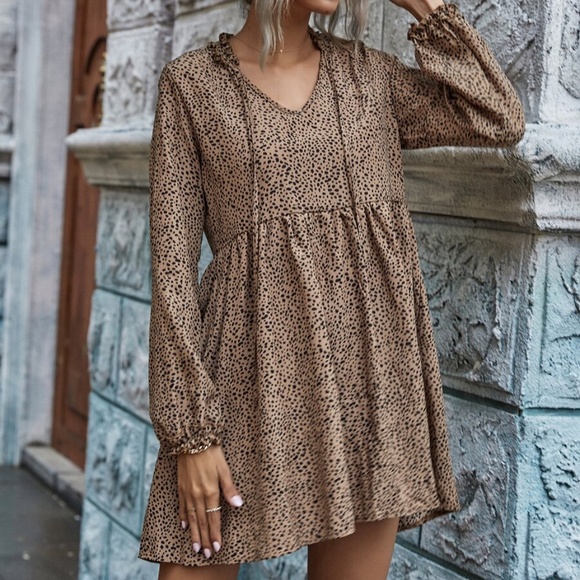 dalmatian v neck tie long sleeve babydoll dress - Picture 2 of 4